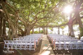 Corie Bryan S Jupiter Inlet Lighthouse Wedding Lighthouse Wedding Palm Beach Wedding Florida Wedding Venues