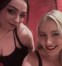 been busy 🍸🎟️🕺🏻🩷