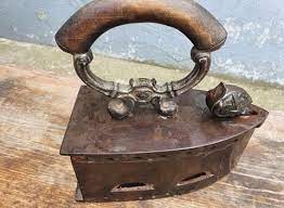 Fier de calcat vechi in cutia originala. Fier De Calcat Vechi Model Deosebit Timisoara Olx Ro