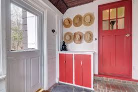 Regal ua cortlandt town center. Country Farmhouse Charmer In Cortlandt Manor Ny Escape Brooklyn