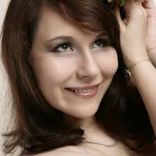 Julia Bach (juliabach87)