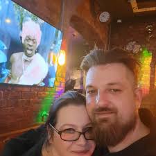 How to turn panko crumbs black?