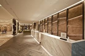 Best Milan Hotels Hilton Hotel At Via Galvani 2 Best Milan Hotels Hilton Hotel At Via Galvani Hotel Lobby Design Hotel Interior Design Boutique Hotel Lobby
