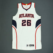 Mike budenholzer jeff teague/shelvin mack kyle korver/thabo sefolosha demarre carroll/kent bazemore paul millsap/mike scott al horford/mike. Kyle Korver Atlanta Hawks 2015 Nba Playoffs Game Worn Jersey Nba Auctions