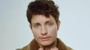 Caleb Leslie's Instagram, Twitter & Facebook