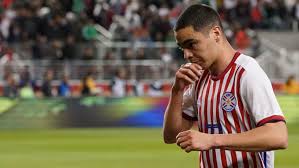 Subscribe and turn on your on. Miguel Almiron Red Card Mars Stateside Reunion With Tata Martino Mlssoccer Com
