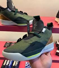 Similar in design to the infamous eminem pair, these feature a. Sneaker Wars The Rise Of Travis Scott Justfreshkicks