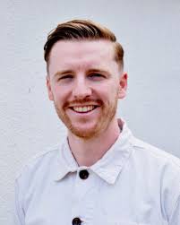 Ally Farrell's Instagram, Twitter & Facebook