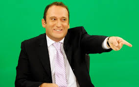 Quanto a nós, cá em casa, só voltamos ao contacto físico com o mundo em janeiro, termina, referindo ainda que o. Eduardo Madeira Actua Em Macau A 11 De Novembro