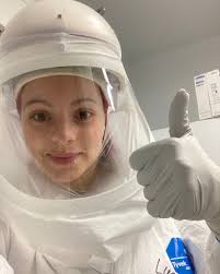 Katrina Lyon she/her Hi, I'm Katrina (@organoidlady)! I grow gastric  organoids (mini stomachs) in a lab dish to study the structural and  functional properties of the mucus they produce. This helps me