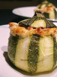 Courgette Farcie Au Poulet Leger Amuses Bouche Courgettes Farcies Au Poulet Courgettes Farcies Recette Courgette Ronde