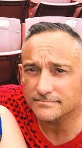 Arran Adams's Instagram, Twitter & Facebook