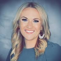 Leanne Martinez's Instagram, Twitter & Facebook