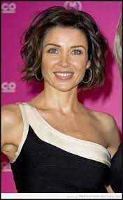 Short Medium Haircuts Hairstyles For Women Over 40 Pinterest Einfache Frisuren Celebrity Short Hair Short Curly Hairstyles For Women Hair Styles