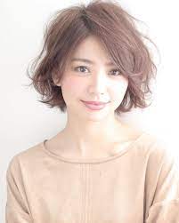 40代の髪型はボブがおすすめ 大人女性に似合うボブをスタイル別にご紹介 folk ボブ パーマ 40代 ショート パーマ 40代 ボブパーマ