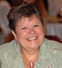 Cindy Bender's Instagram, Twitter & Facebook