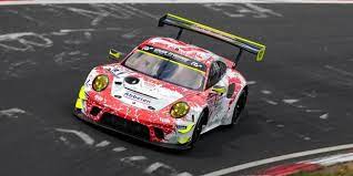Aber schon in der ersten runde setzte regen ein, der. 24h Nurburgring 2021 10 000 Zuschauer Zugelassen