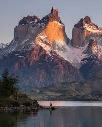 Image result for tbn:Qm8QJA0FQGkeJM::www.trekkingchile.com/Images/mis_fotos/1201890604.jpg