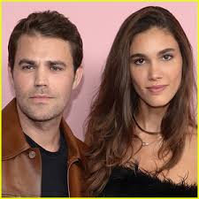 Dita Von Teese: Catalina Lunch with Padraic Murphy!: Photo 2821083