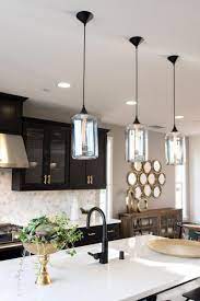 32 Beautiful Kitchen Lighting Ideas For Your New Kitchen Kitchen Lighting Ide Kitchen Island Lighting Pendant Kitchen Lighting Design Kitchen Pendant Lighting