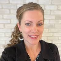 Sara Dalke's Instagram, Twitter & Facebook