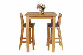 From tall and wide, to snug and cozy, find bar tables fit for everything from enjoying breakfast alone to having dinner with friends. Country Oak Tall Breakfast Bar Table 80cm Square