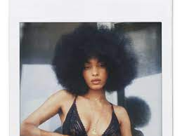 So, let's take a look at the revolutionizing black models with short hair. How Model Artist Sharon Alexie Learned To Love Her Natural Hair Vogue