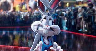Mistrz nba i światowa ikona lebron james przeżywa fantastyczną przygodę u boku nieśmiertelnego bohatera looney tunes królika bugsa w aktorskim filmie. Lebron James I Krolik Bugs Na Nowych Zdjeciach Z Kosmicznego Meczu 2 Filmozercy Com
