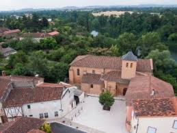 Voir la liste des établissements et commerces autorisés. Lescure D Albigeois Les Chemins De La Plaines Randonnee Pedestre Trace Gps Tarn