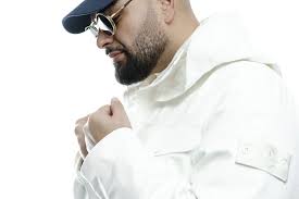 Looking for online definition of moe or what moe stands for? 25 Jahre Grille In Gifhorn Dazu Bringt Auch Rapper Moe Phoenix Ein Standchen Gifhorn Live