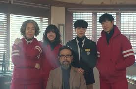 Noodle shop employees by day and demon hunters by night, the counters use special abilities to chase down malevolent spirits that prey on humans. The Uncanny Counter Episode 15 Recap The Team Welcomes Back A Counter