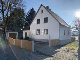 0 inserate zu haus mieten geisenhausen gefunden. Haus Zu Vermieten Bahnhofstrasse 31 84144 Geisenhausen Landshut Kreis Mapio Net