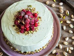Die kastenkuchenform fetten und mit mehl bestäuben. Mein Liebling Auf Dem Tortenbuffet Himbeer Pistazien Torte Mitliebezurtorte
