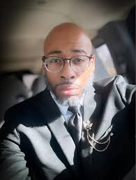 There's only 1 Bishop Viola Parker hands down one of the greatest singers  of our time! Thanks Kevon J. Purdie for capturing this moment. 🥲🥲