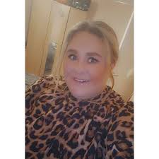 Hi does anyone have any free toddler boy garden stuff for nearly three year  old wats free please either Wendy house slide or climbing frame with slide  thanks x