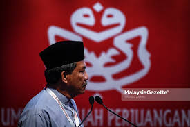 Office address of dato'seri utama haji mohamad bin haji hasan is as follow: May The People Win In This Political Game Mohamad Hasan