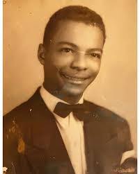 Alfred Carley's Instagram, Twitter & Facebook