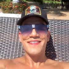 Stream Juan Manuel Ortiz music