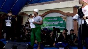 Check spelling or type a new query. Teks Puisi Berantai Islami 3 Orang Kt Puisi