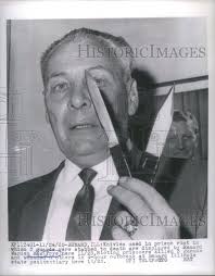 1965 Knives Used by Riots in Ill. Prison.