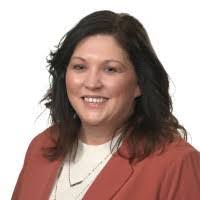 Kristin Bragg's Instagram, Twitter & Facebook