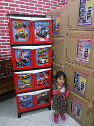 Kami merupakan perusahaan yang berdiri sejak tahun 2013 bergerak dalam industri alat rumah tangga lain, tempat hadiah berkatan, meja dan kursi, keranjang industri krat, peralatan masak dan dapur. Kharisma Jaya Distributor Perabot Rumah Tangga Di Kota Semarang