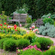 Learn vocabulary, terms and more with flashcards, games and other study tools. Englisch Garten Mit Einem Spaziergang Pfad Fuhrt Zu Leeren Bank Fototapete Fototapeten Schone Fuhrend Gartnerei Myloview De