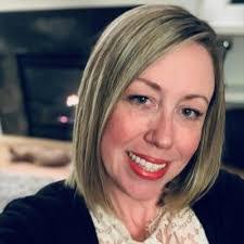 Shannon Downs's Instagram, Twitter & Facebook