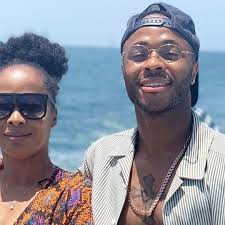 Nadine Sterling's Instagram, Twitter & Facebook