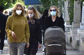 Η τζένη μπαλατσινού έδωσε την πρώτη της συνέντευξη μετά τη γέννηση του γιου της με τον βασίλη κικίλια στο περιοδικό down town. Tzenh Mpalatsinoy Bolta Ston E8niko Khpo Me Ton Gio Ths Kai Th Smaragda Karydh Des Tis Fwtografies Toy Tlife