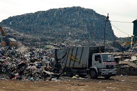 Stadiul lucrărilor de închidere a rampei de gunoi de la pata rât și a realizării centrului de management integrat a deșeurilor cluj. AutoritÄÈile Din Cluj Dau DovadÄ De InconÈtienÈÄ In PrivinÈa Gropii De Gunoi De La Pata Rat Uniunea SalvaÈi Romania