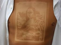 Da più di 10 anni nel settore tattoo. Tanning With Tattoos