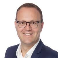 40+ perfiles de «Strang»