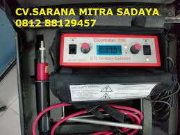 Elcometer 236, probe handle and lead, band brush probe, 2m (79) & 10m (394) signal return/earth leads, battery charger with 3 mains cables (uk, eur and us), carry case, transit case and operating instructions. Jual Elcometer 236 Holiday Detector Jual Sand Blasting Dan Elcometer